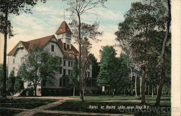 Hotel at Round Lake